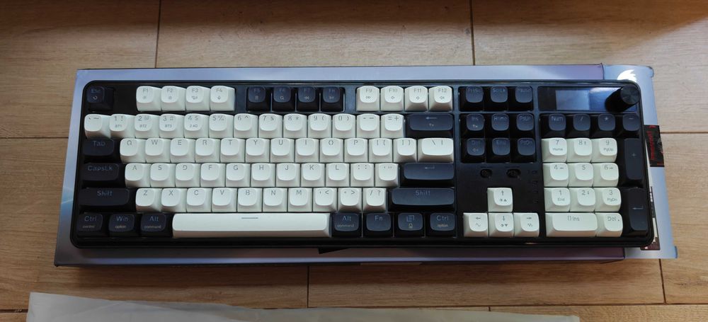 Klawiatura Redragon Wyvern 761 PRO