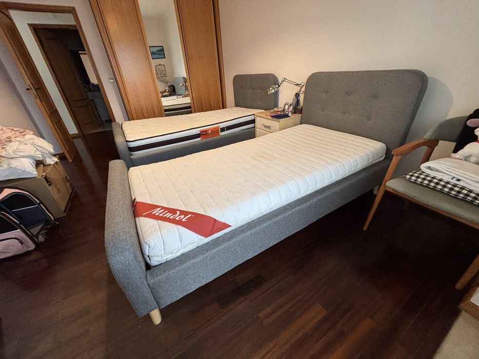 Cama(s) de solteiro completa(s)