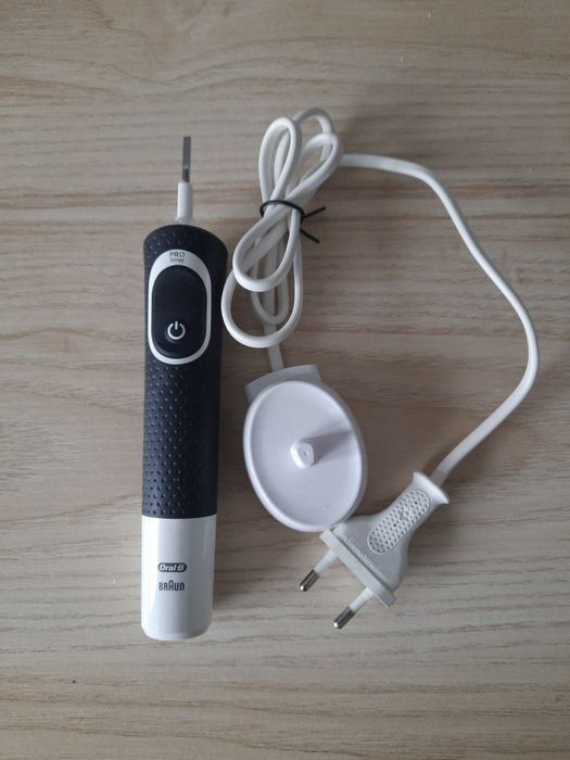 Szczoteczka elektryczna Oral B Vitality 100 Cross Action