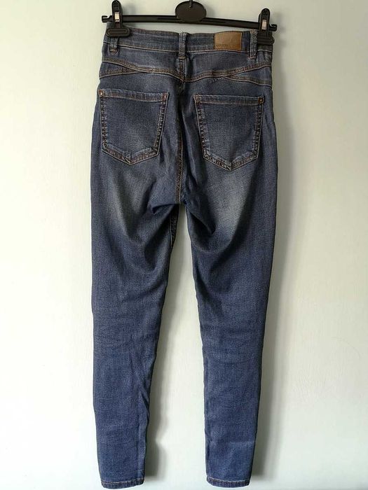 Granatowe spodnie dżinsowe skinny Reserved Denim 34 XS jeansy rurki