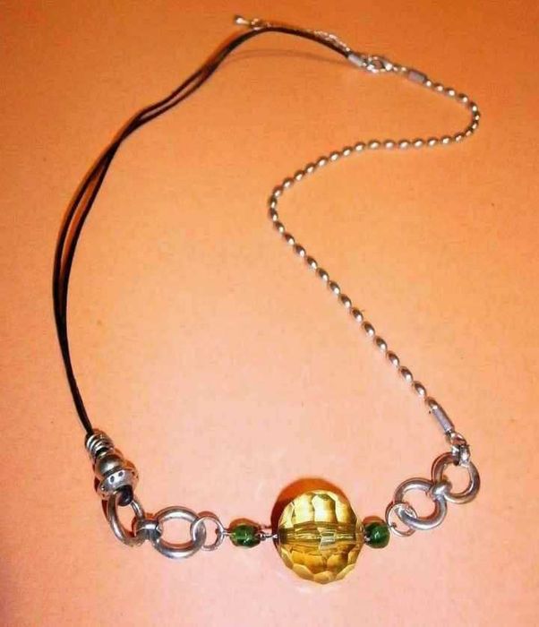 Colares de estilo étnico novos!