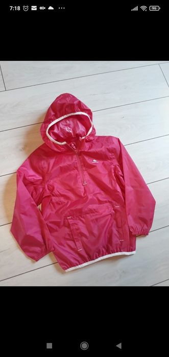 kurtka przeciwdeszczowa 5-6 lat Quechua