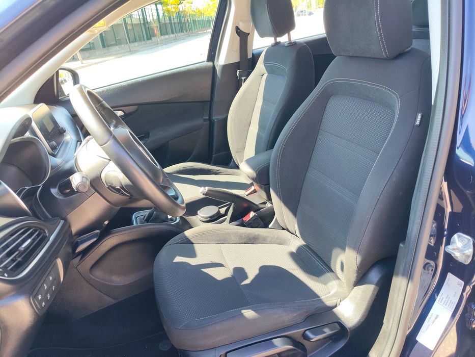 Fiat Tipo SW 1.3 MultiJet Lounge | GPS | Câmara | JLL 17" | Garantia