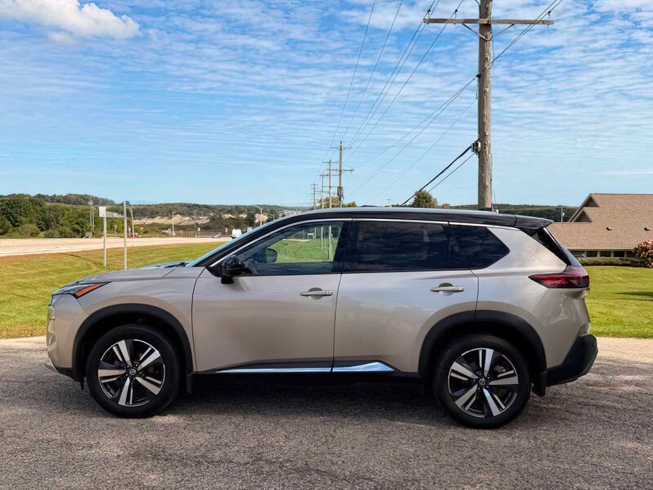 Nissan Rogue SL      2021
