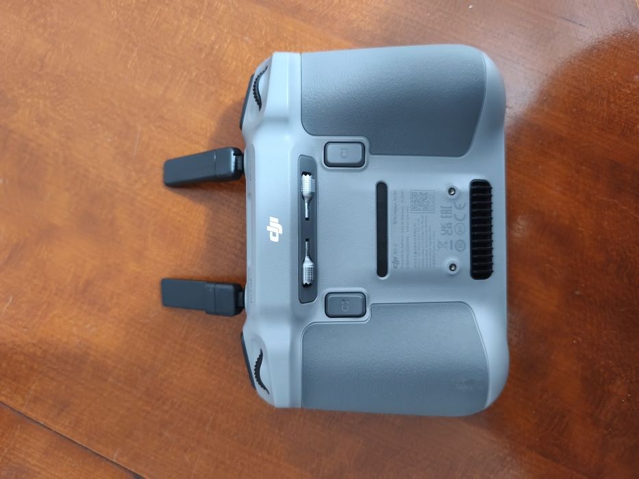 Vendo  Control dji rc2  como novo