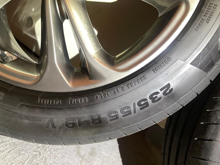 Felgi z oponami 235/55R19