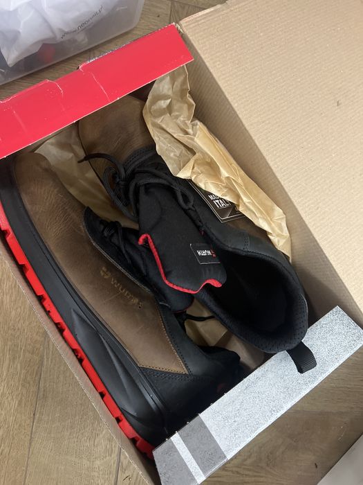Nowe buty robocze