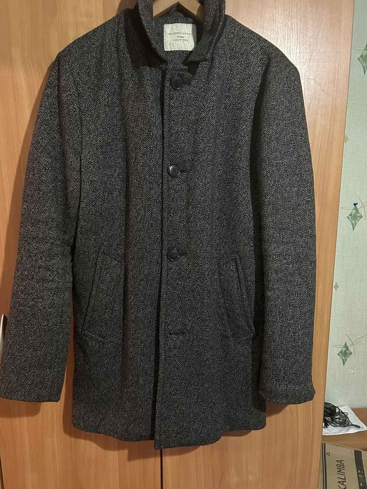 Пальто чоловіче, тепле і дуже якісне!