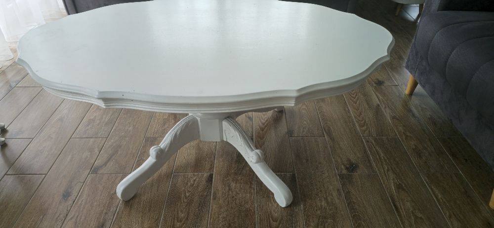 Elegancki stolik kawowy – styl prowansalski– drewno, kolo