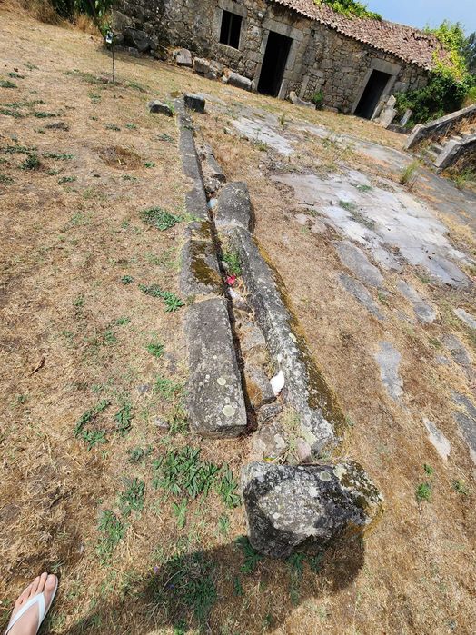 Pedras para chão e muro