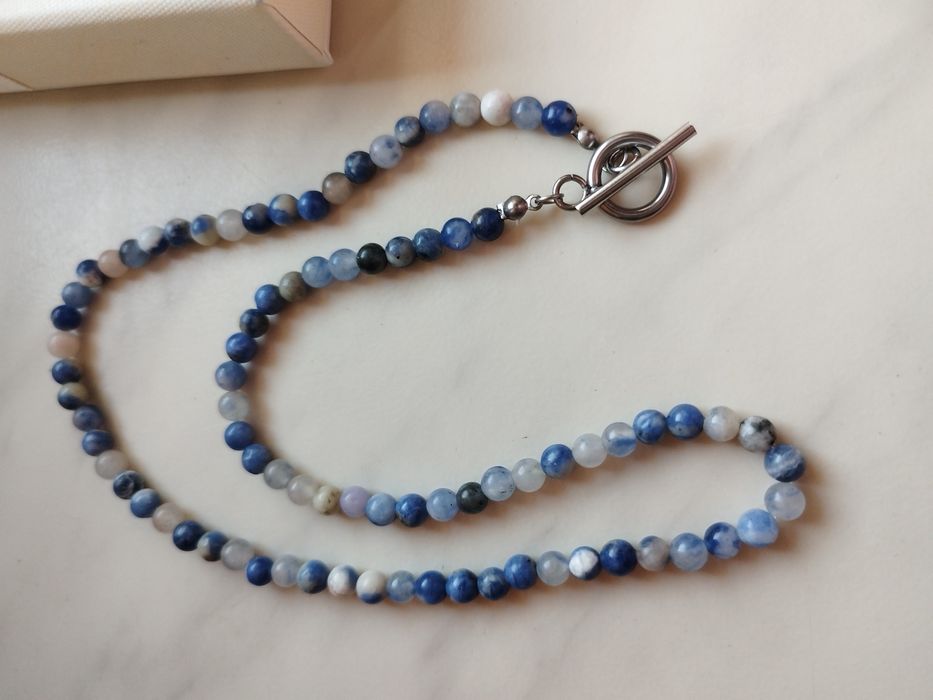 Ręcznie robiony naszyjnik z kamieni naturalnych