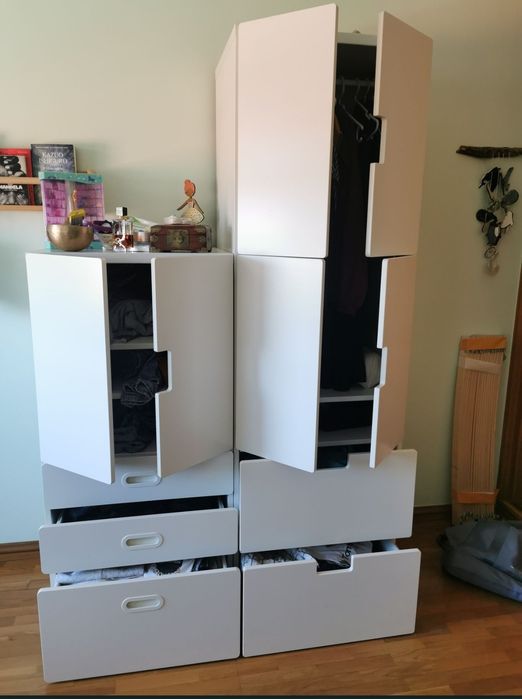 Conjunto de 4 armários IKEA ( 60€ individuais ou 200€ o conjunto)- Gama SMÅSTAD