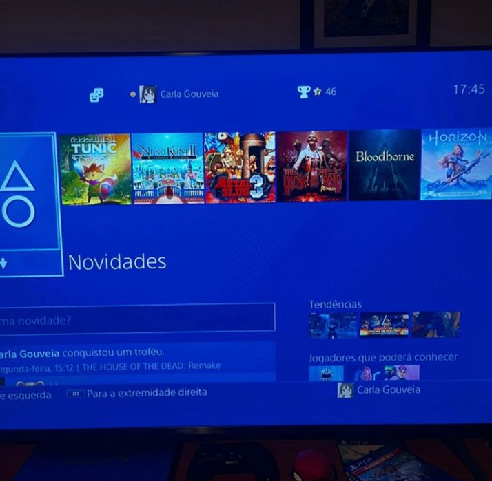 Playstation 4 edição especial com vários jogos