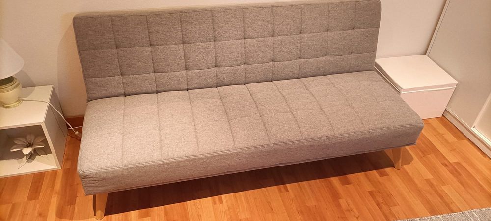 Sofa cama ( conforama ).  Modelo olivia.