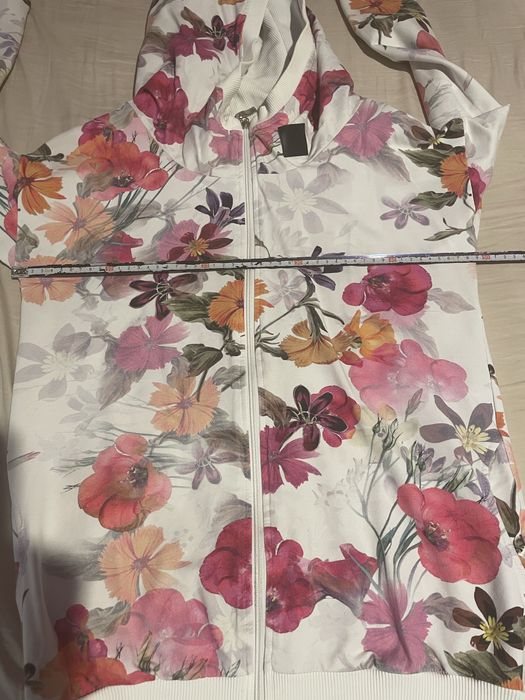 Bluza z kapturem Okee