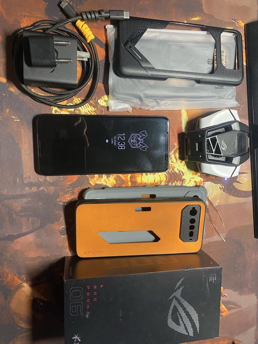 ASUS ROG Phone 6 12/128GB Phantom Black