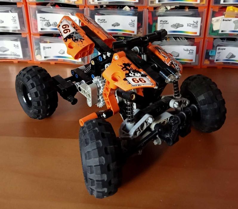 LEGO Technic Motorcycle 4 - 9392