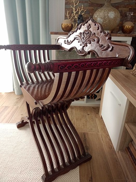 Cadeira Savonarola. Valor não negociável.Ler descrição total. Entrega!