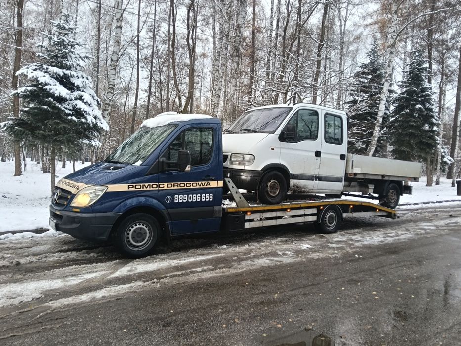 Pomoc drogowa 24/7 holowanie transport maszyn  wulkanizacja