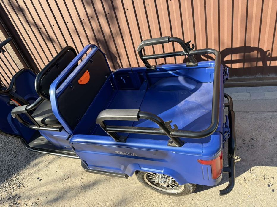 Трицикл Transporter Taksa