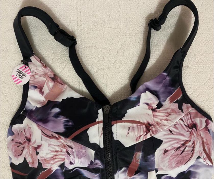 Спортивний топ Hunkemoller р.75В