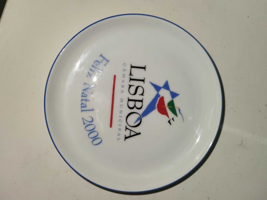 Prato CMLisboa edição comemorativa um Feliz Natal de 2000 Vista Alegre