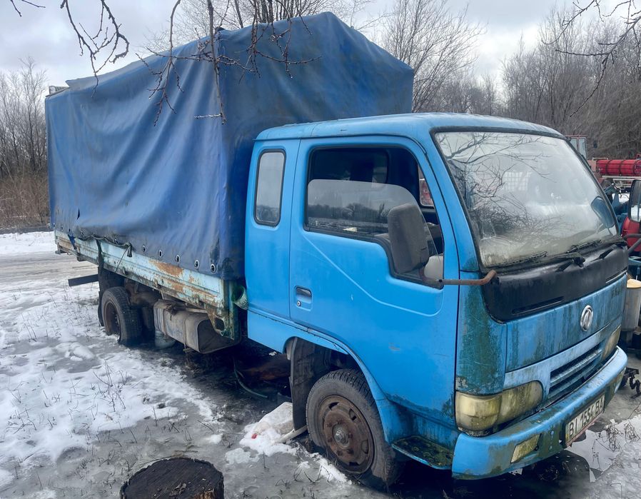Продам вантажівку Dongfeng, тентований кузов, не на ходу