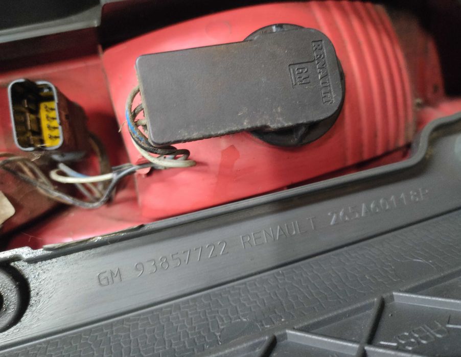 Lampa tył tylna Lewa Renault Trafic II Vivaro Primastar Lift 2008-