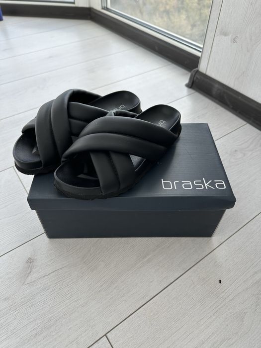 Шльопки Braska розмір 36
