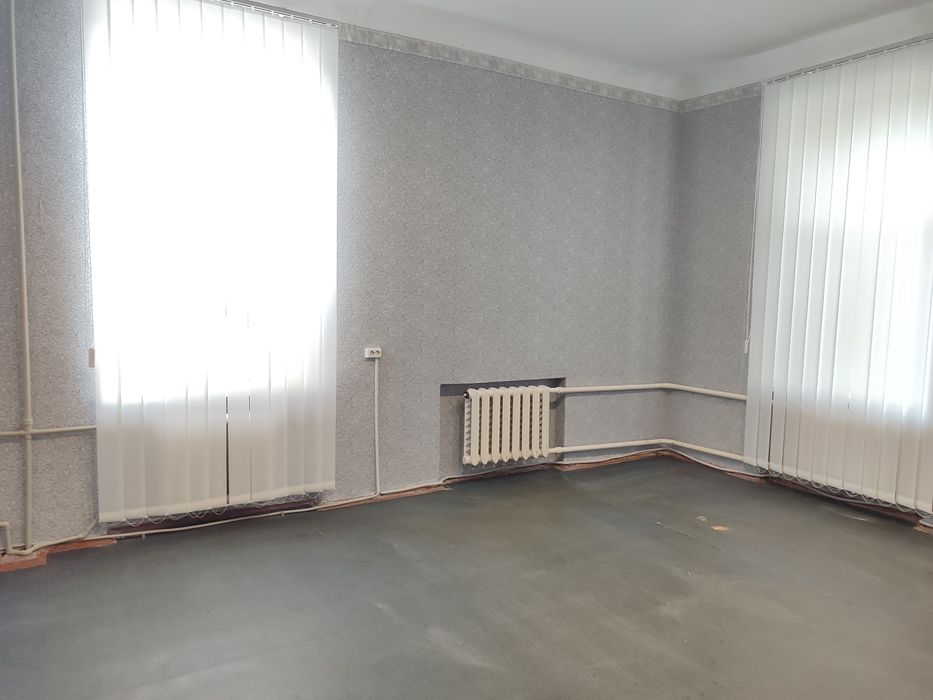 Оренда - офісні приміщення в центрі м Самар (район ЦУМа, міськвиконкому)