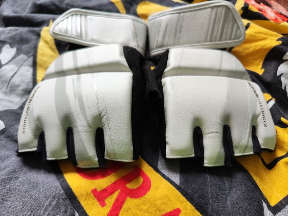 Nowe Rękawiczki MMA rozm. S