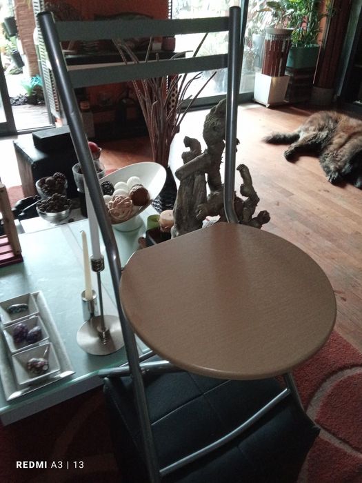 Cadeira de cozinha em bom estado