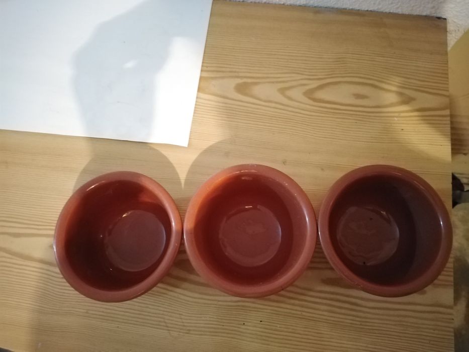 Vendo 3 loiça de sopa com bom estado