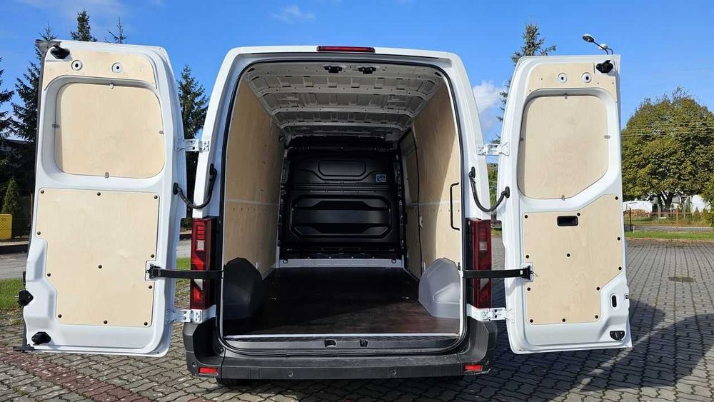Podłoga Brązowa 9mm L2-Renault Master,Nissan Interstar-WYSYŁKA GRATIS!
