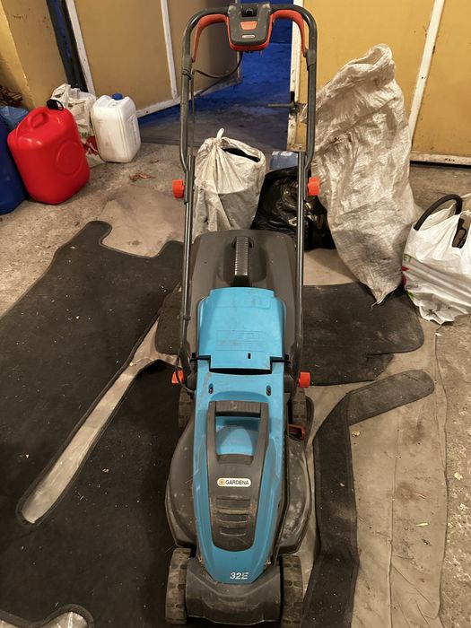 Газонокосилка электрическая б.у