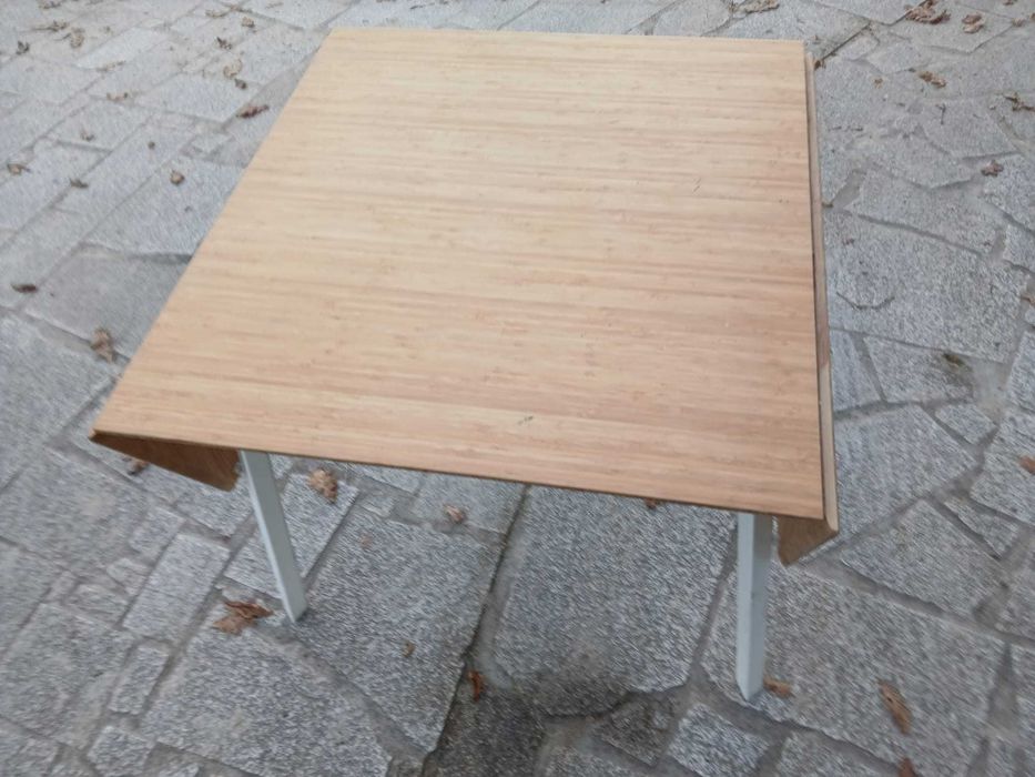 mesa de jantar dobrável/extensível com tampo em bambu natural