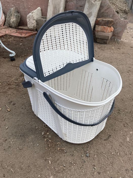 Клітка для великого птаха