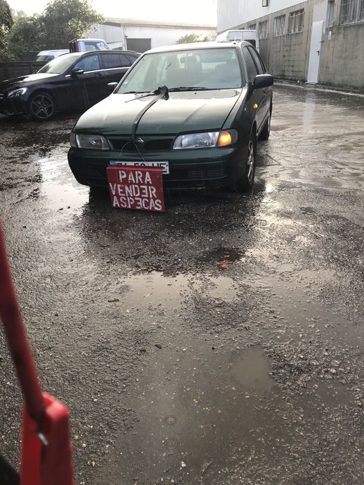 Nissan almera 1.6 G Ano 1997