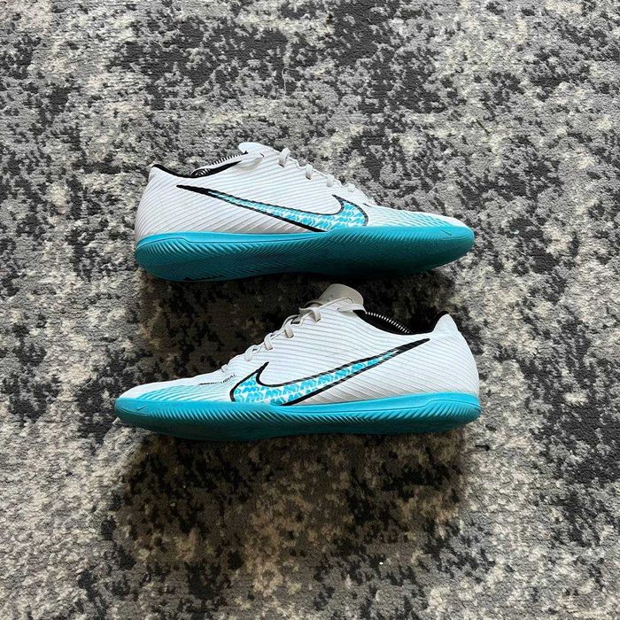 Продаю футзалки Nike Mercurial Vapor 15