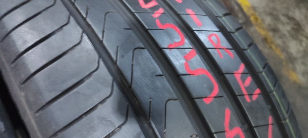 Pneus 255/40/20 semi novos