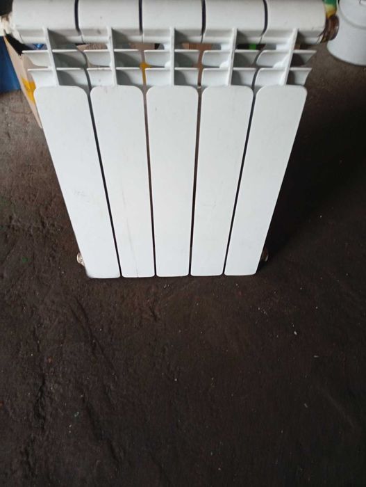 Биметаллические Батарея б/у