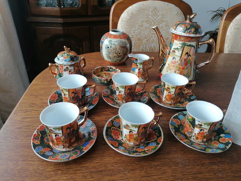 Zestaw do herbaty, kawy motyw chiński, dzbanek, wazon, filiżanki