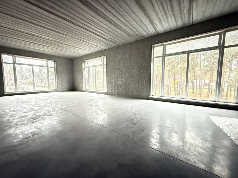 Здам приміщення з ремонтом на фасаді Варшавської траси