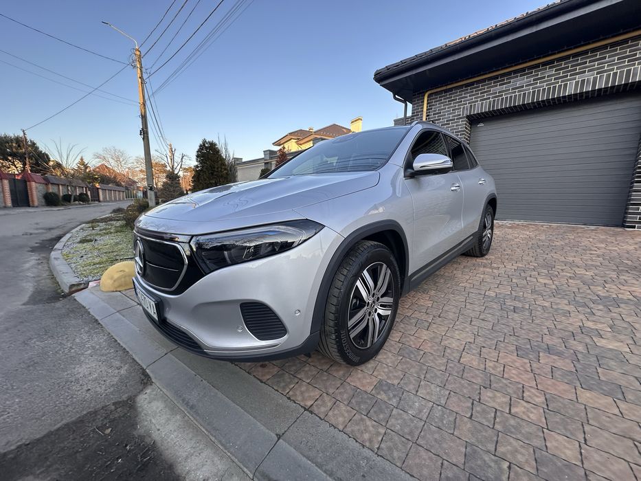 Mercedes-Benz eqa250. Европейка.