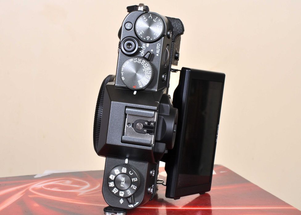 Fuji X-T30III Nova + XF 16x50 WR, fatura e garanria 3 anos.