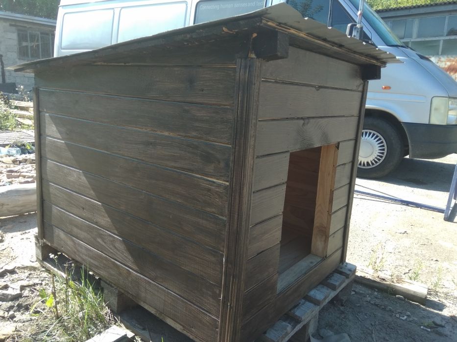 Собача будка, буда для собаки