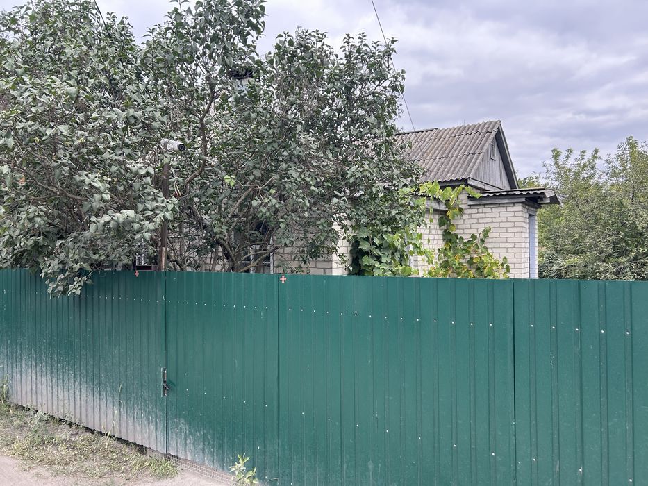 Продам дом в районе жд