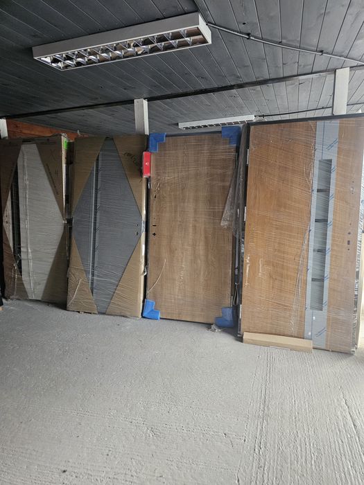Drzwi zewnętrzne nowe 90 x 206