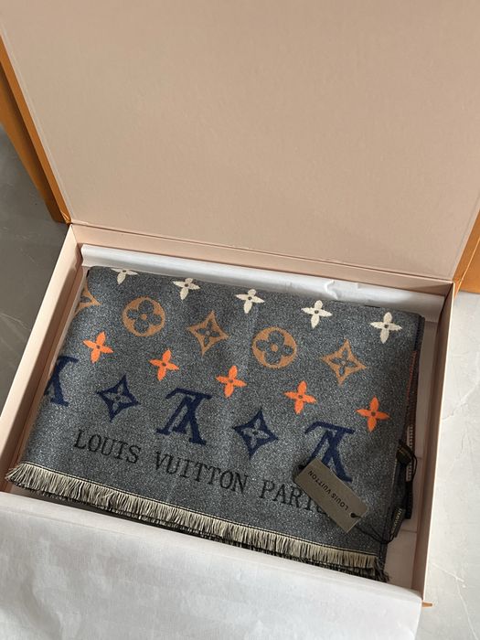 Szal Louis Vuitton idealny na prezent Nowy
