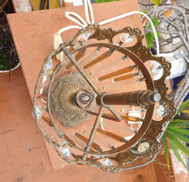 Candeeiro antigo em latão